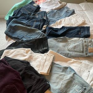 Lot of 17 pairs of skinny jeans size 26-27